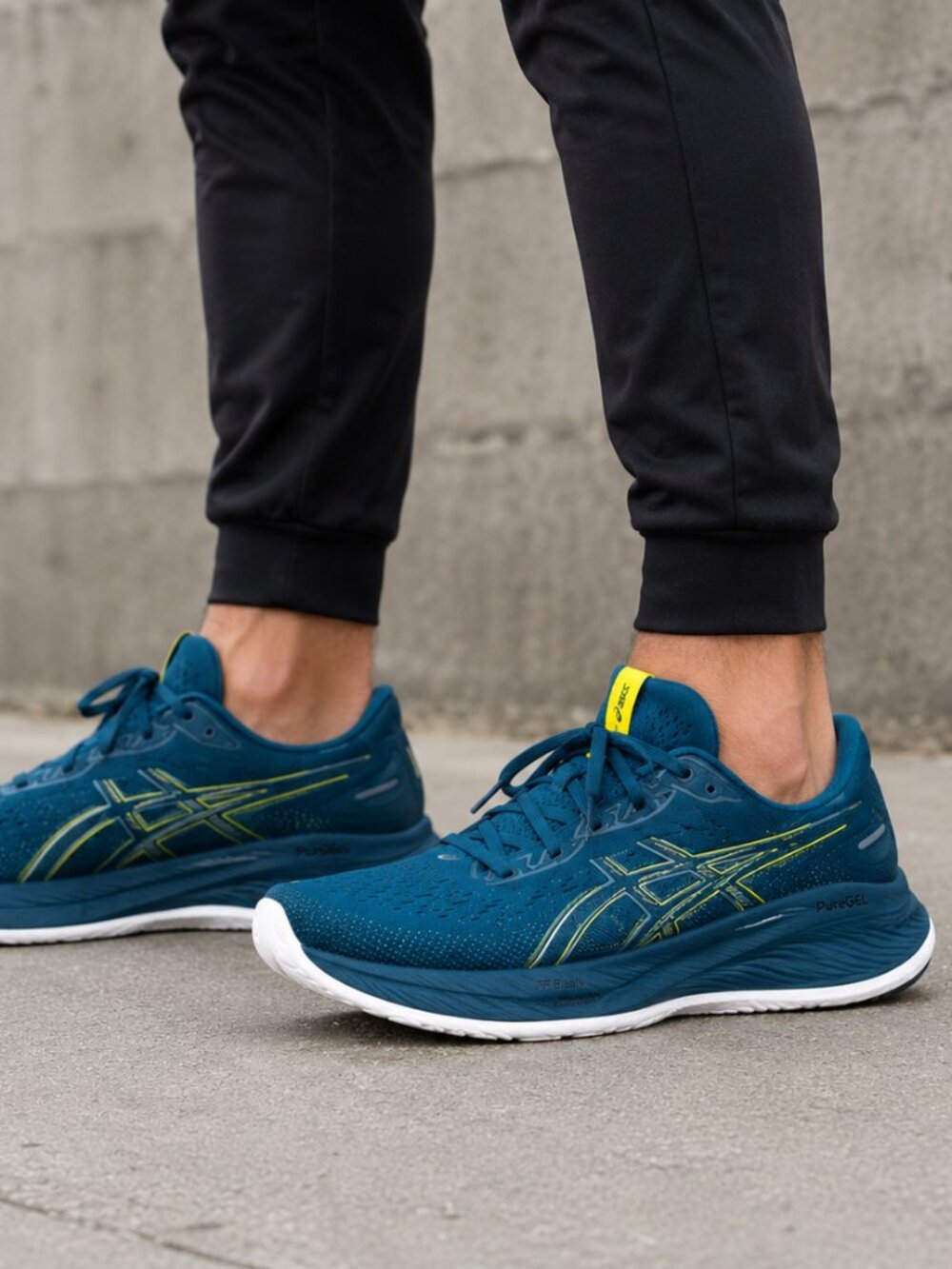 ASICS Gel Cumulus 26 Running Shoes Blue Yellow Men’s Size 8.5 EU 42
